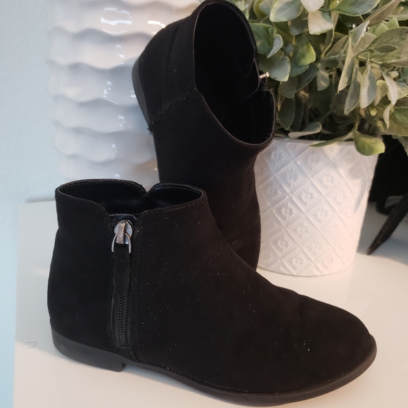 Bundle Girl shoes nwt (4pairs) - Picture 7 of 8